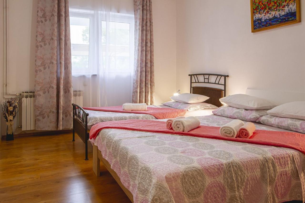 Apartmani Justic Njivice Ngoại thất bức ảnh
