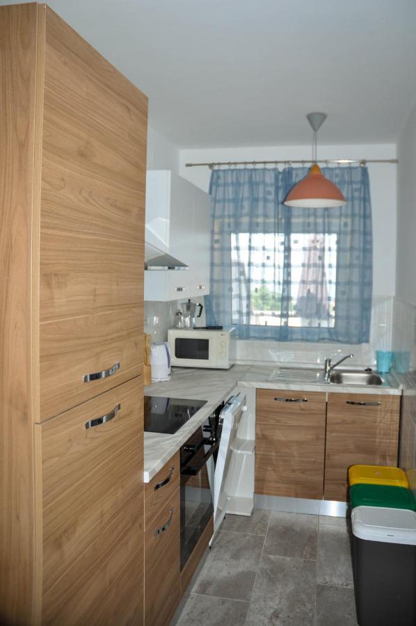 Apartmani Justic Njivice Ngoại thất bức ảnh